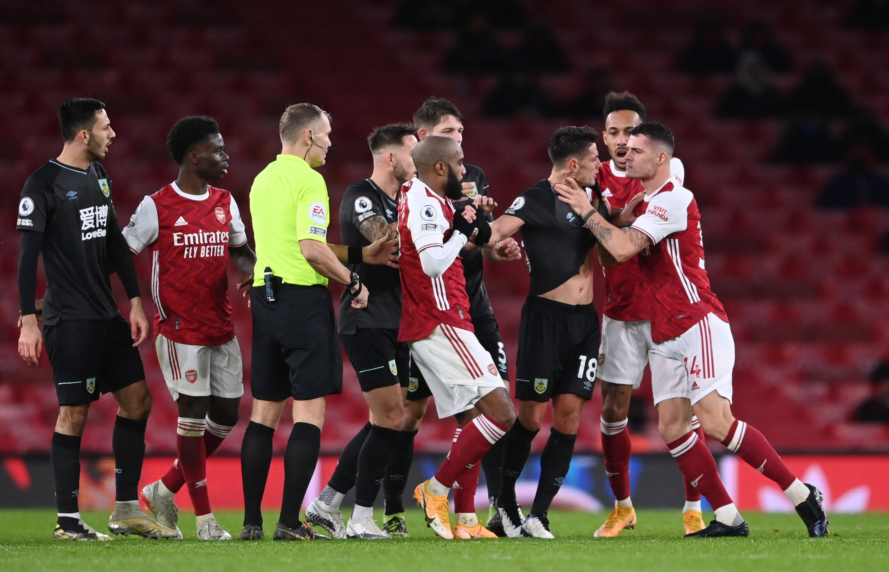 成熟和自信 成熟和自信