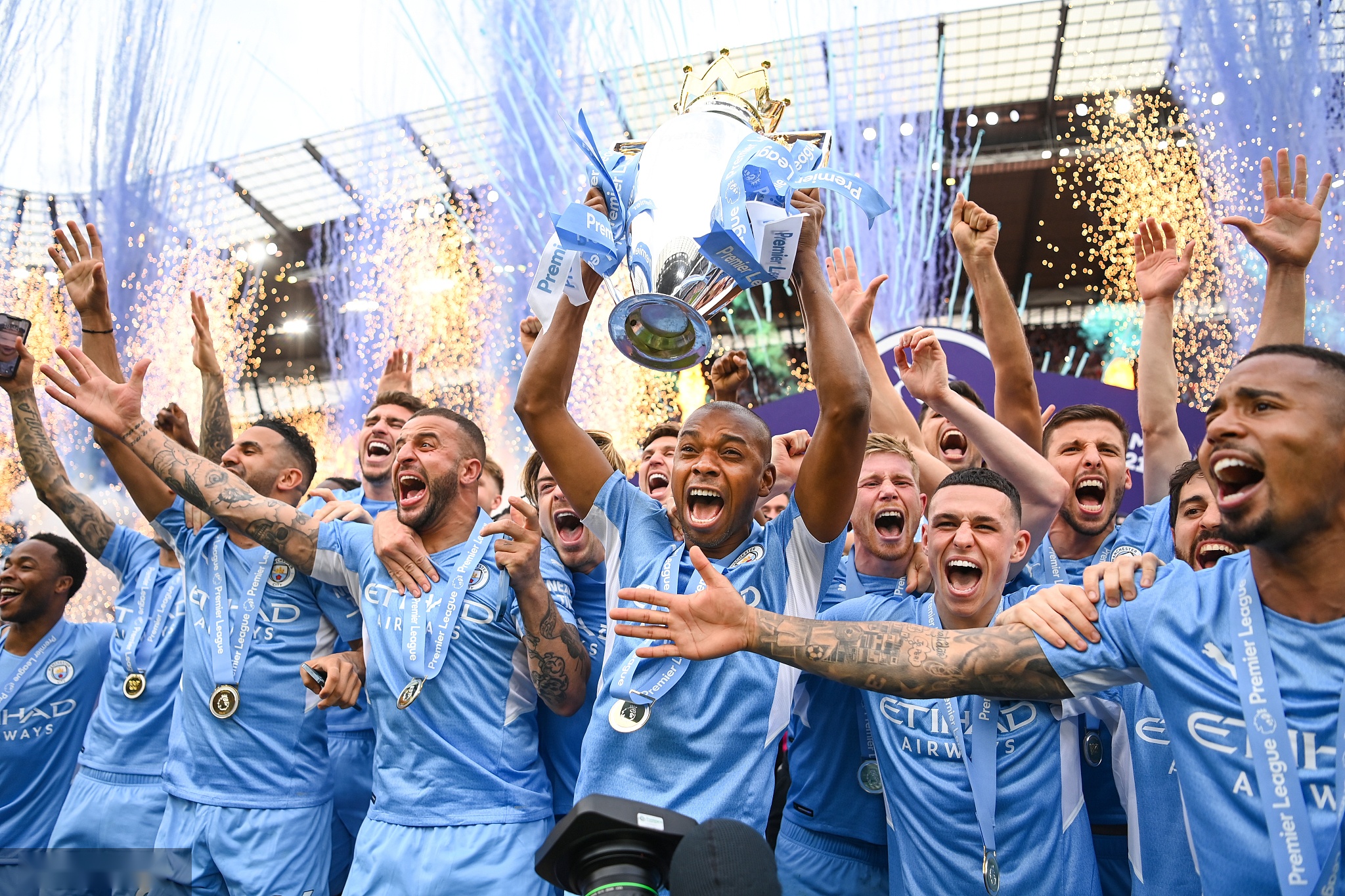 于费耶诺德 于费耶诺德