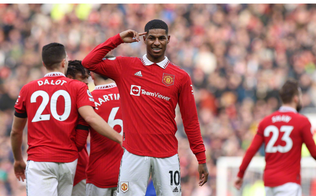 在足球转会 在足球转会