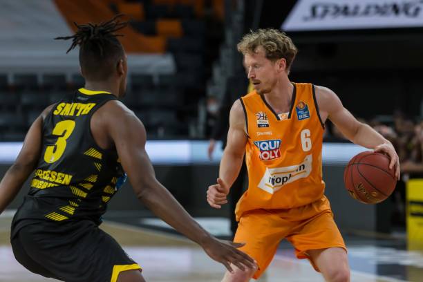 的稳定基石 的稳定基石